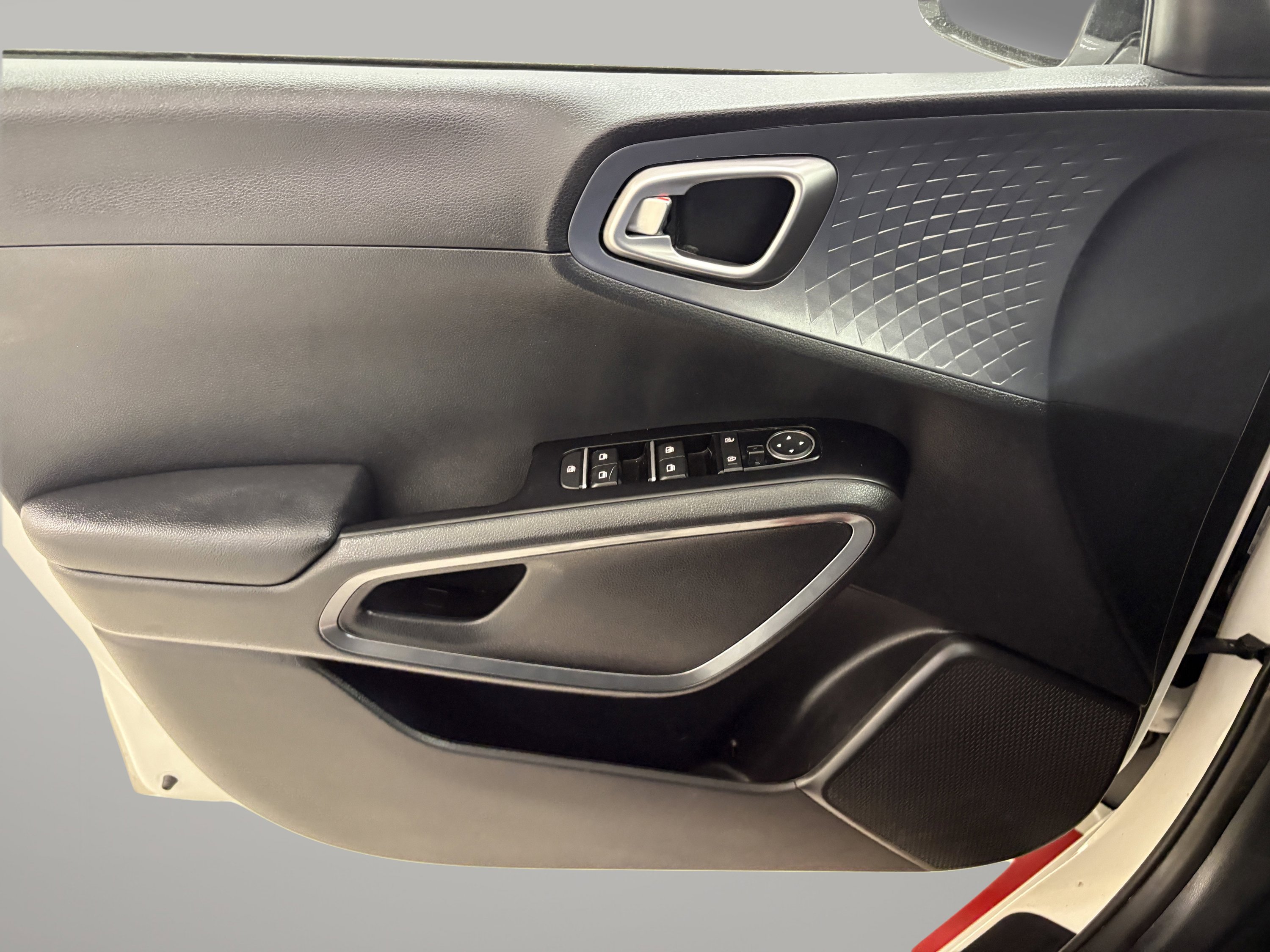 Used 2022 Kia Soul GT-Line image 24