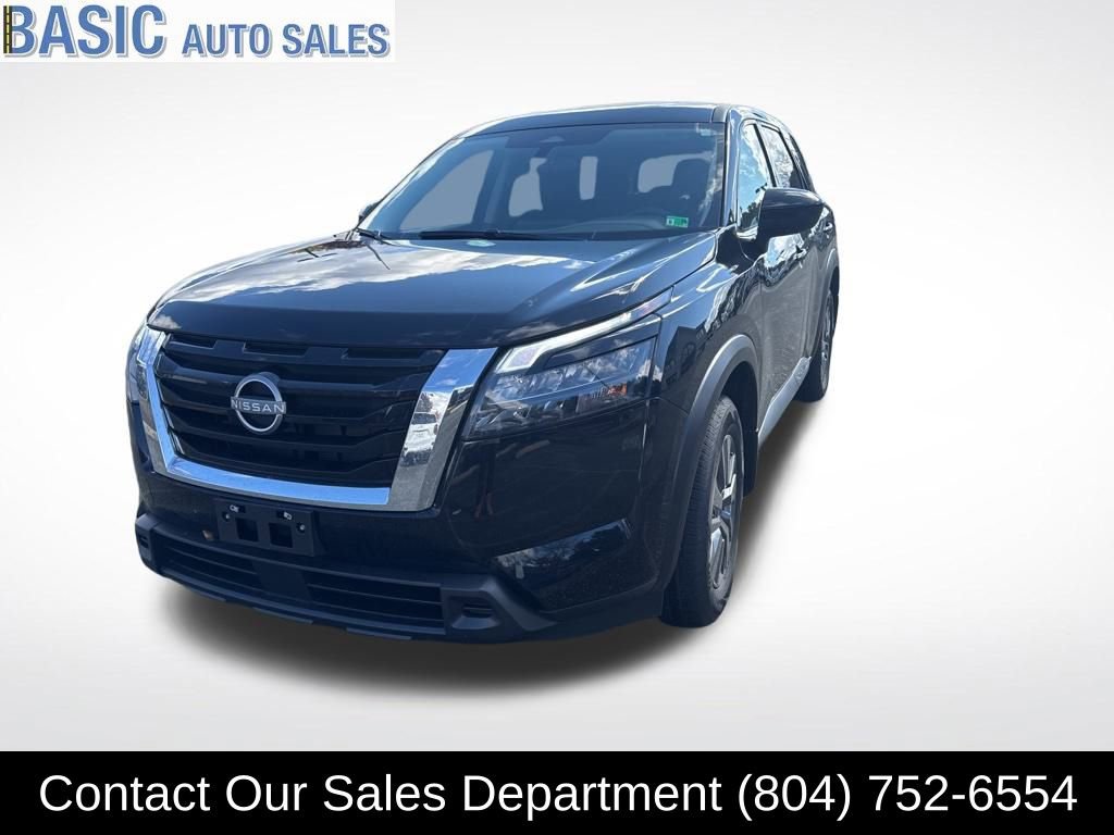 Used 2025 Nissan Pathfinder S