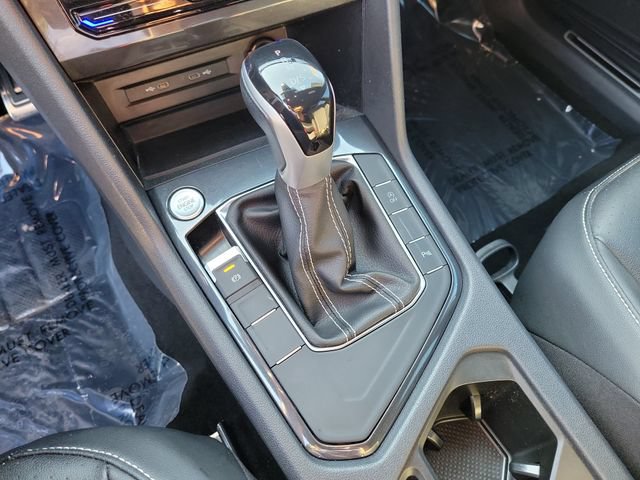 Used 2023 Volkswagen Tiguan SE R-Line FWD image 29