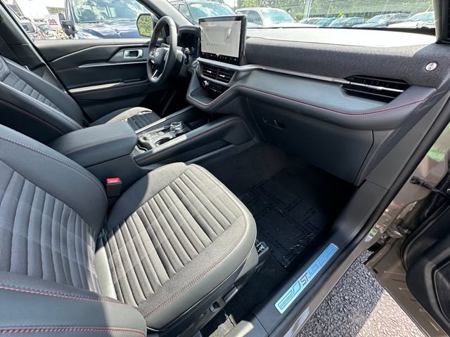 New 2026 Ford Explorer ST-Line AWD/4WD image 23