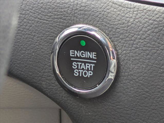 Used 2020 Ford Edge Titanium w/ Equipment Group 301A image 11