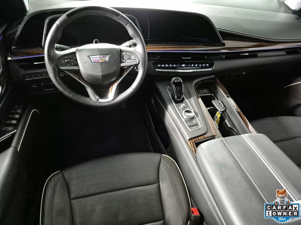 Used 2023 Cadillac Escalade Premium Luxury w/ Performance Package AWD/4WD image 10