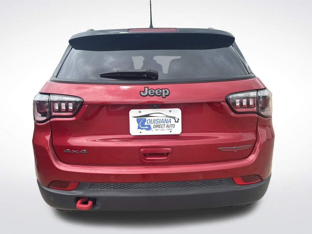 Used 2025 Jeep Compass Trailhawk AWD/4WD image 13