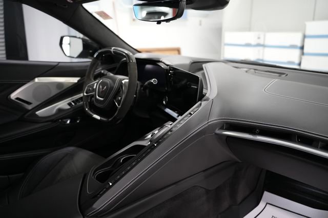 Used 2025 Chevrolet Corvette Z06 image 18