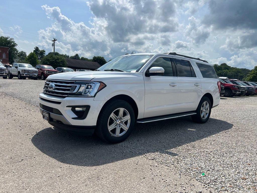 Used 2019 Ford Expedition Max XLT w/ Equipment Group 202A AWD/4WD image 4