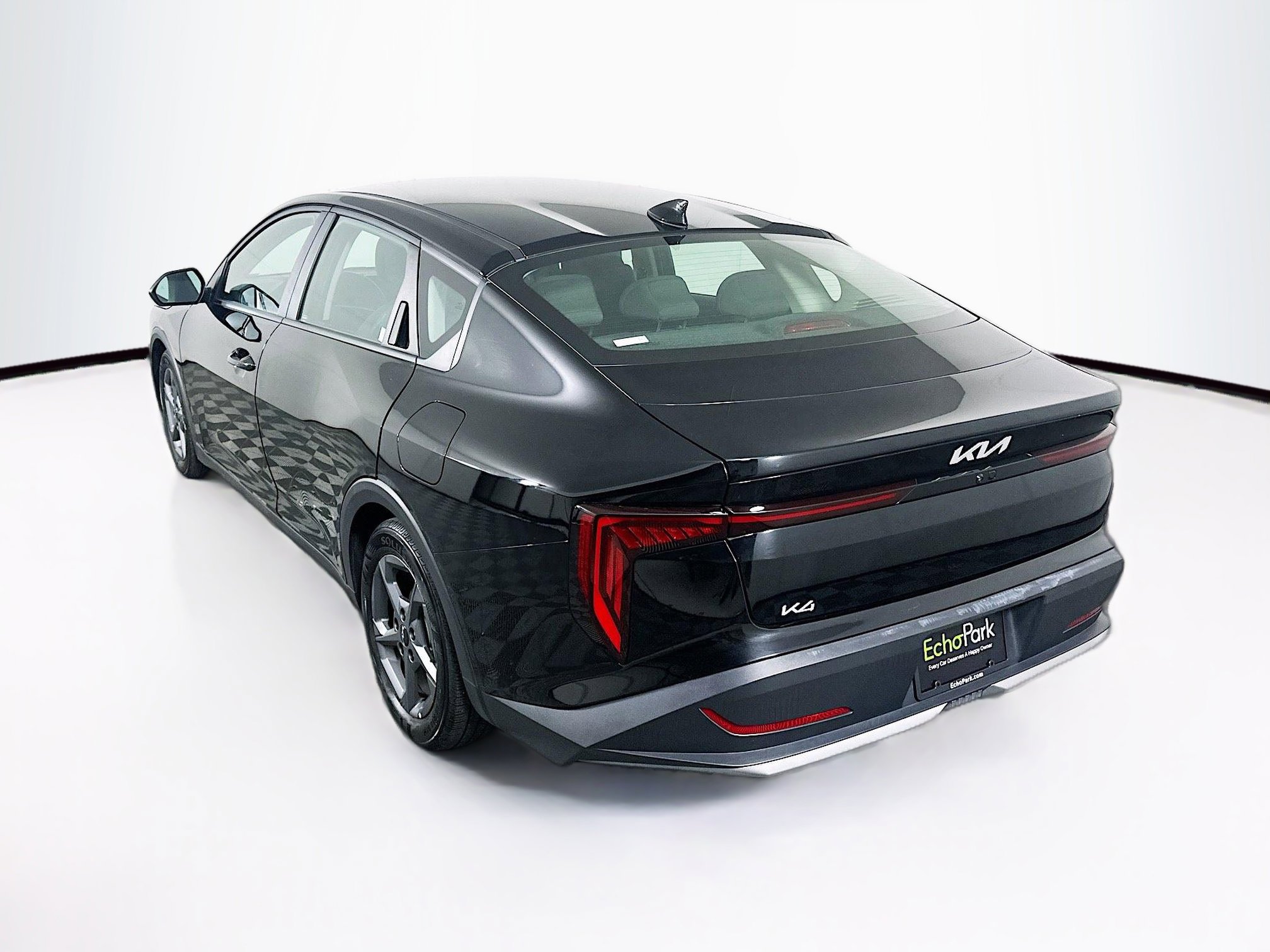 Used 2025 Kia K4 LXS image 5