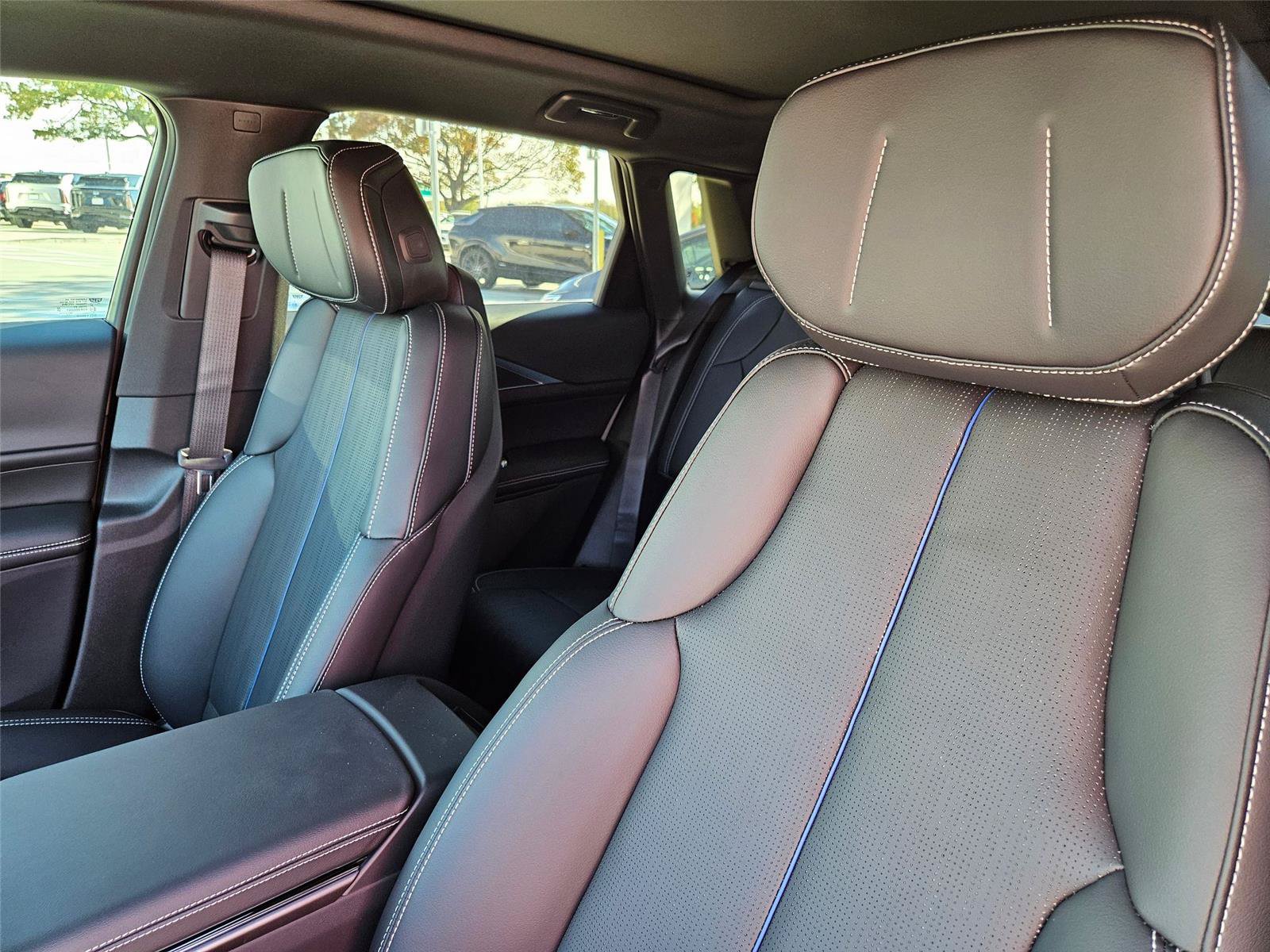 New 2026 Cadillac Lyriq Sport w/ LPO, Floor Liner Package AWD/4WD image 12