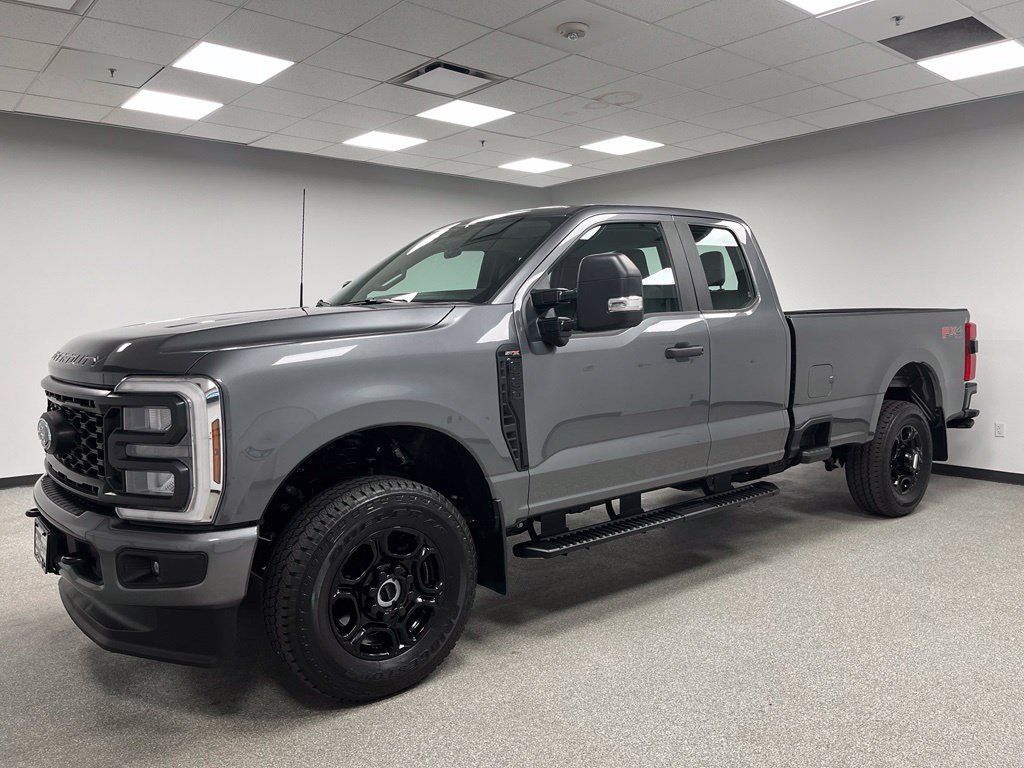 Used 2025 Ford F350 XL w/ STX Appearance Package AWD/4WD image 5