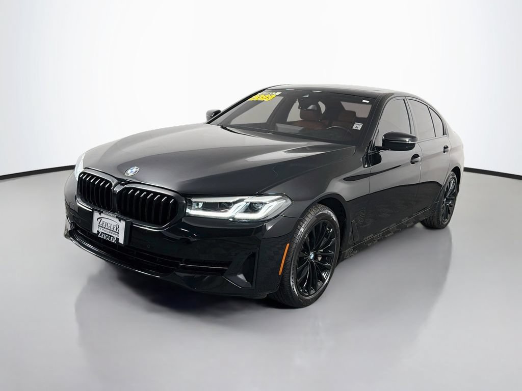 Used 2023 BMW 530i xDrive w/ Premium Package AWD/4WD image 3