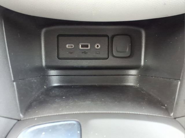 Used 2023 Chevrolet Equinox LS w/ LS Convenience Package image 21