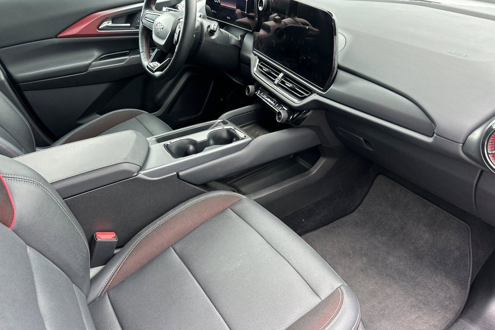 Certified 2024 Chevrolet Equinox EV RS image 19