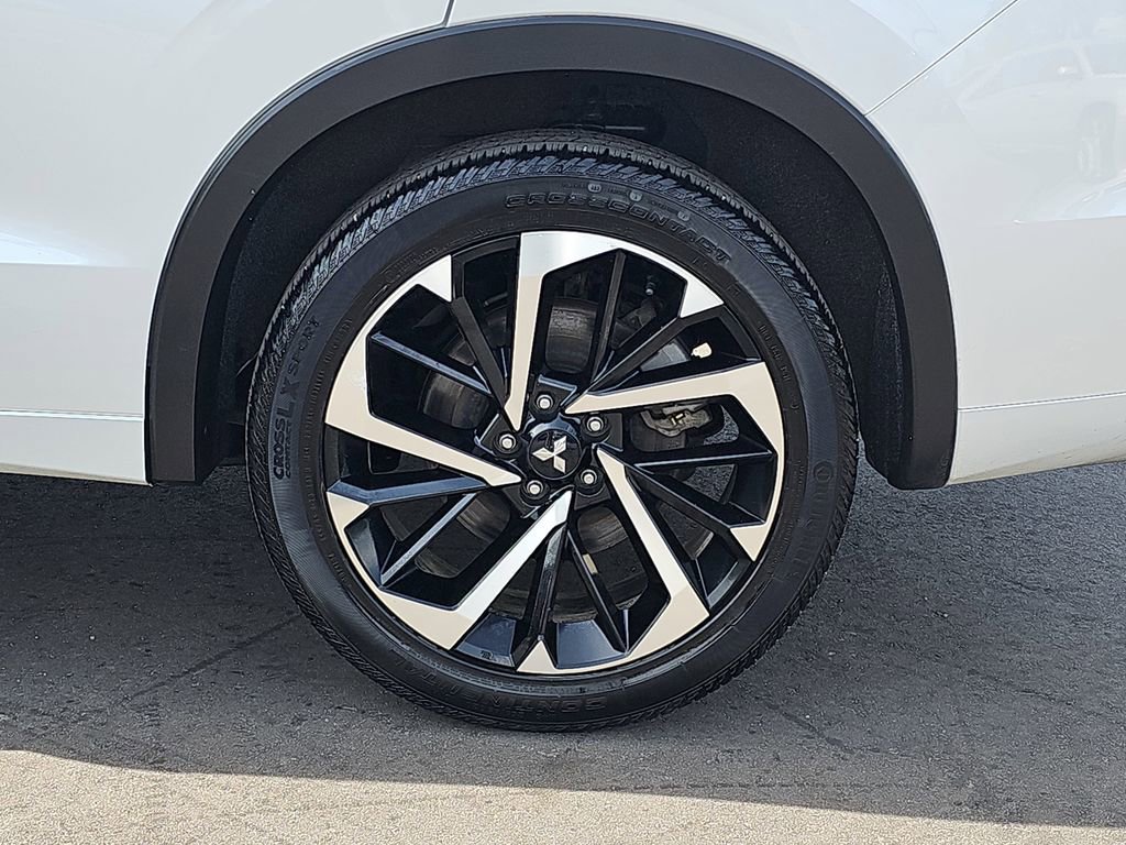 Used 2022 Mitsubishi Outlander SEL AWD/4WD image 36