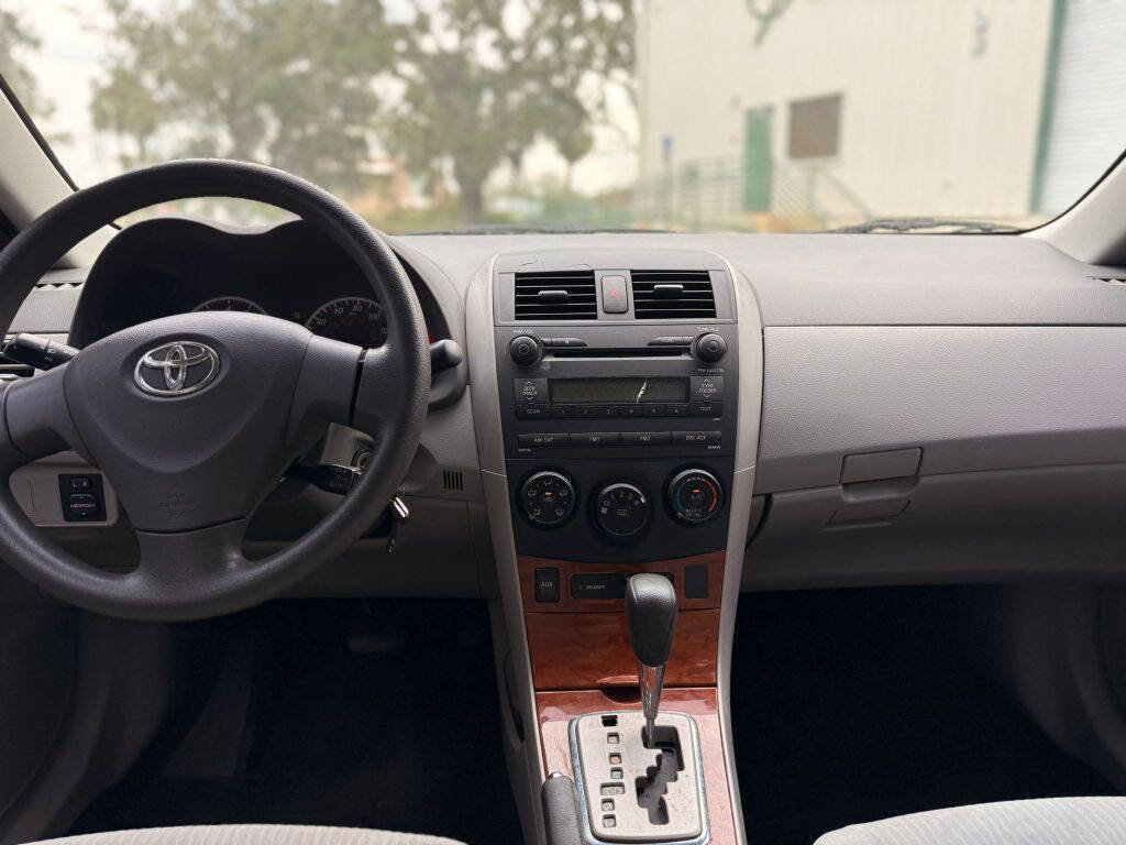 Used 2009 Toyota Corolla XLE FWD image 14