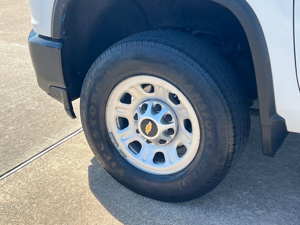 Used 2020 Chevrolet Silverado 3500 W/T image 28
