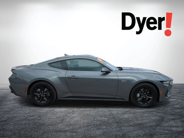 Used 2025 Ford Mustang GT image 2