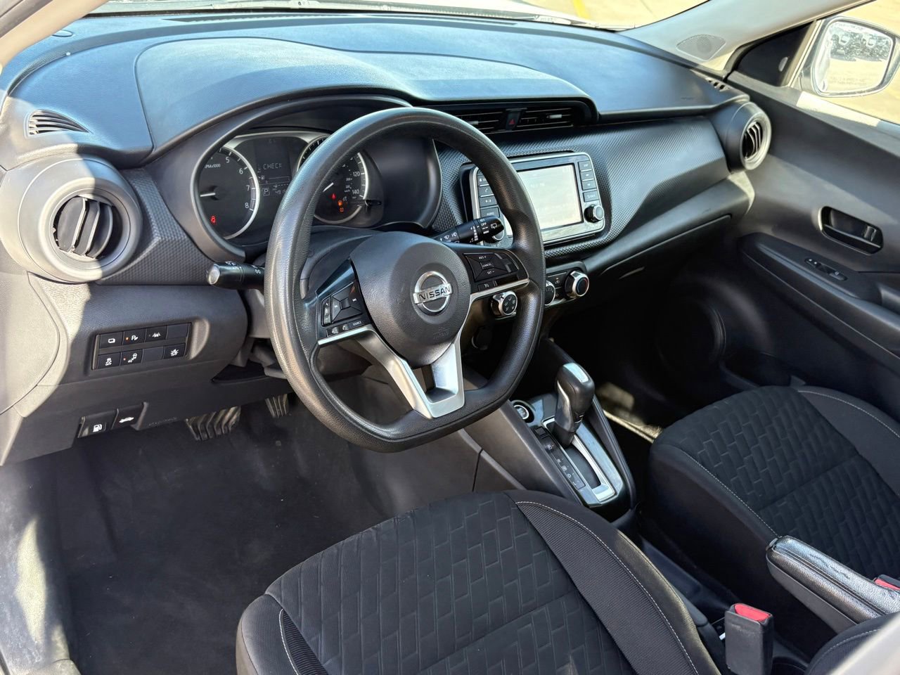 Certified 2021 Nissan Kicks S FWD image 16