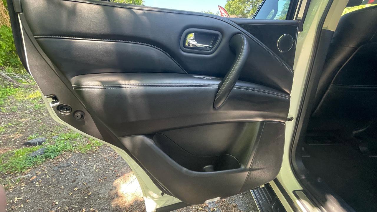 Used 2021 INFINITI QX80 Luxe AWD/4WD image 21