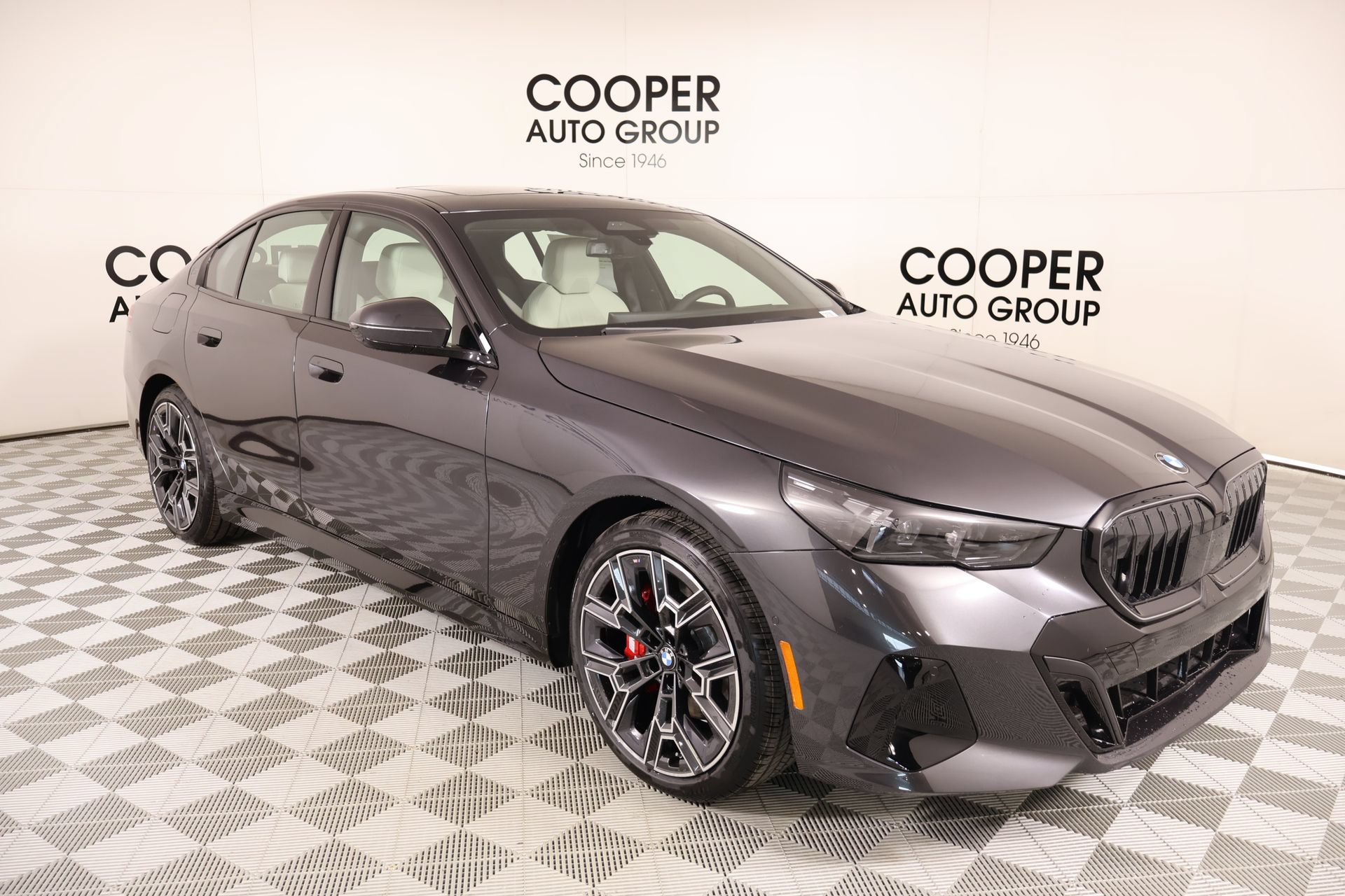 New 2026 BMW 530i xDrive w/ M Sport Package AWD/4WD image 1