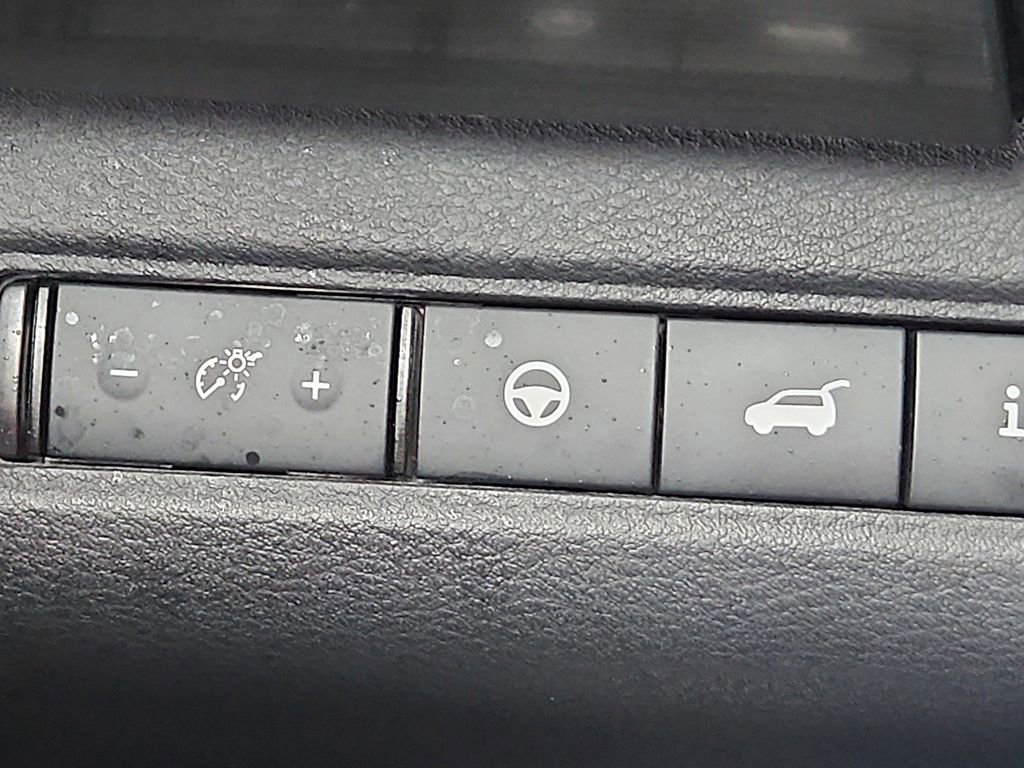 Certified 2023 Nissan Pathfinder Platinum w/ Cargo Package image 27