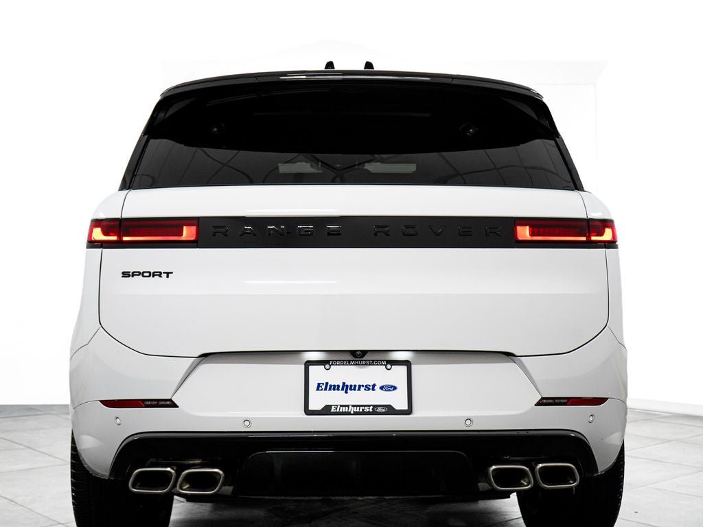 Used 2025 Land Rover Range Rover Sport Dynamic SE AWD/4WD image 6