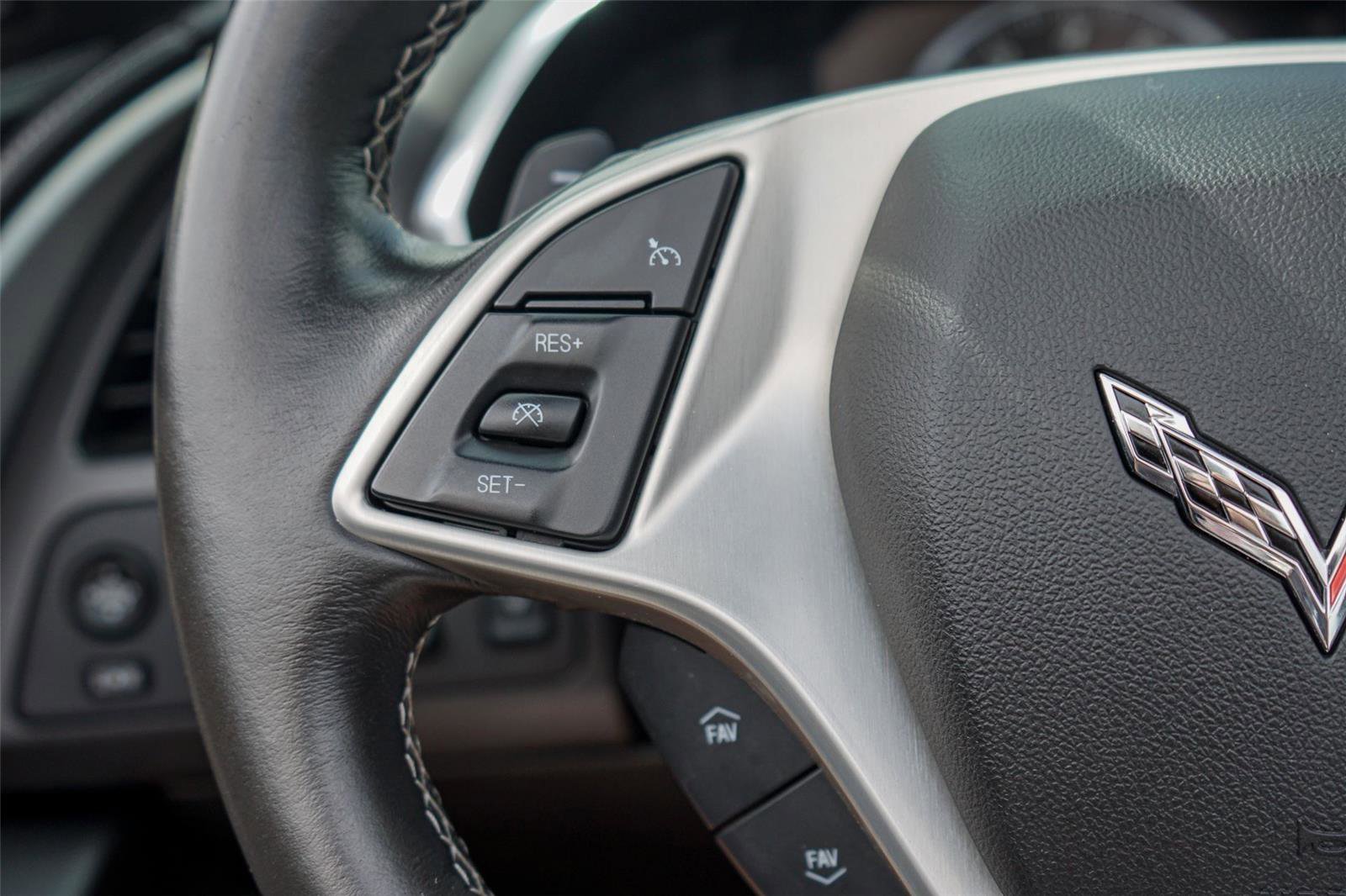 Used 2016 Chevrolet Corvette Stingray Convertible w/ 2LT Preferred Equipment Group RWD image 17