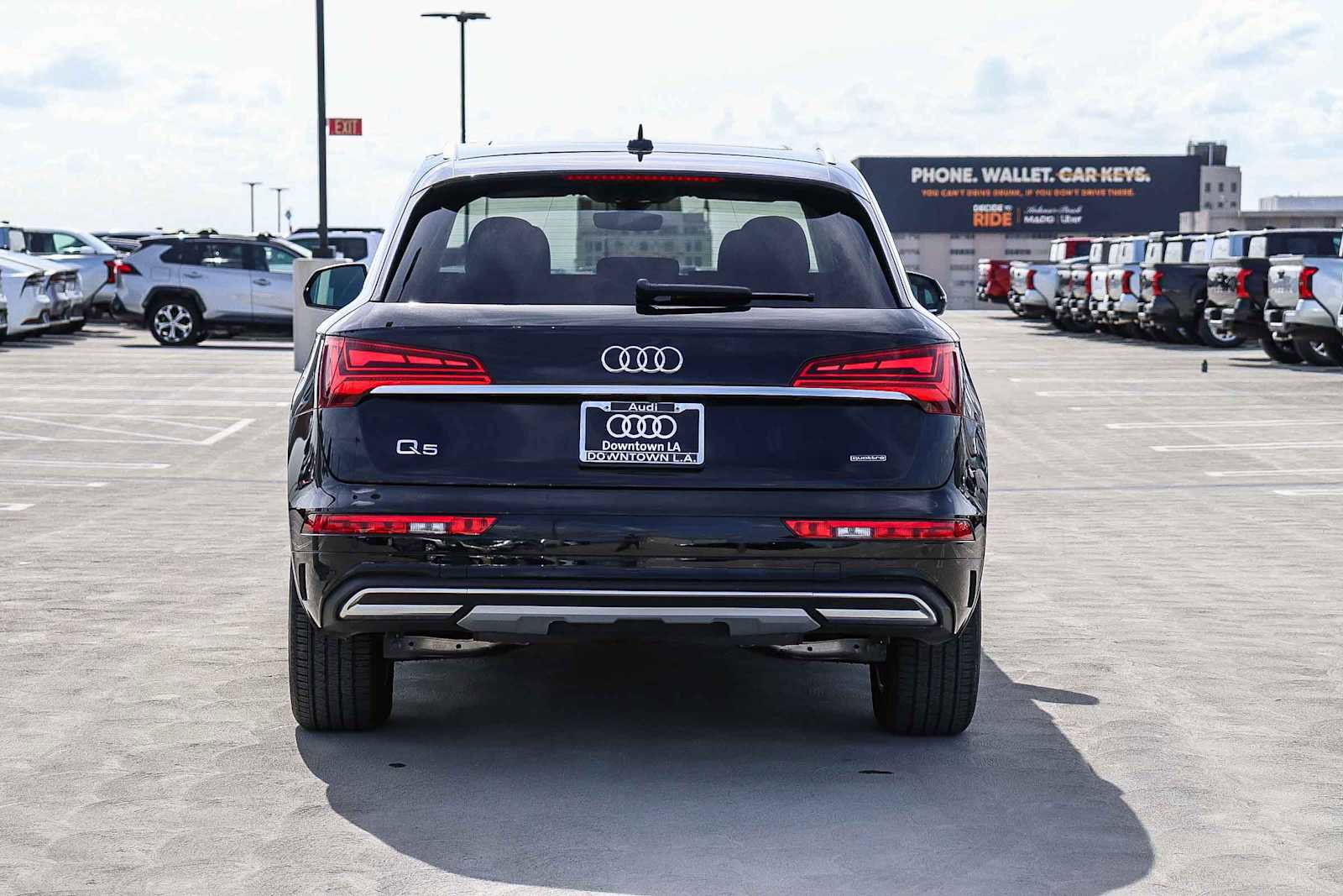 Used 2023 Audi Q5 2.0T Premium w/ Convenience Package AWD/4WD image 5