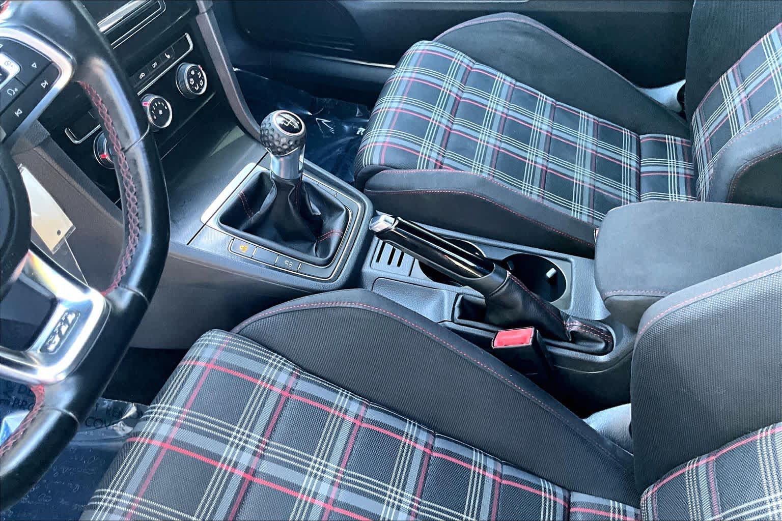 Used 2015 Volkswagen GTI S w/ Lighting Package (SEL) FWD image 17