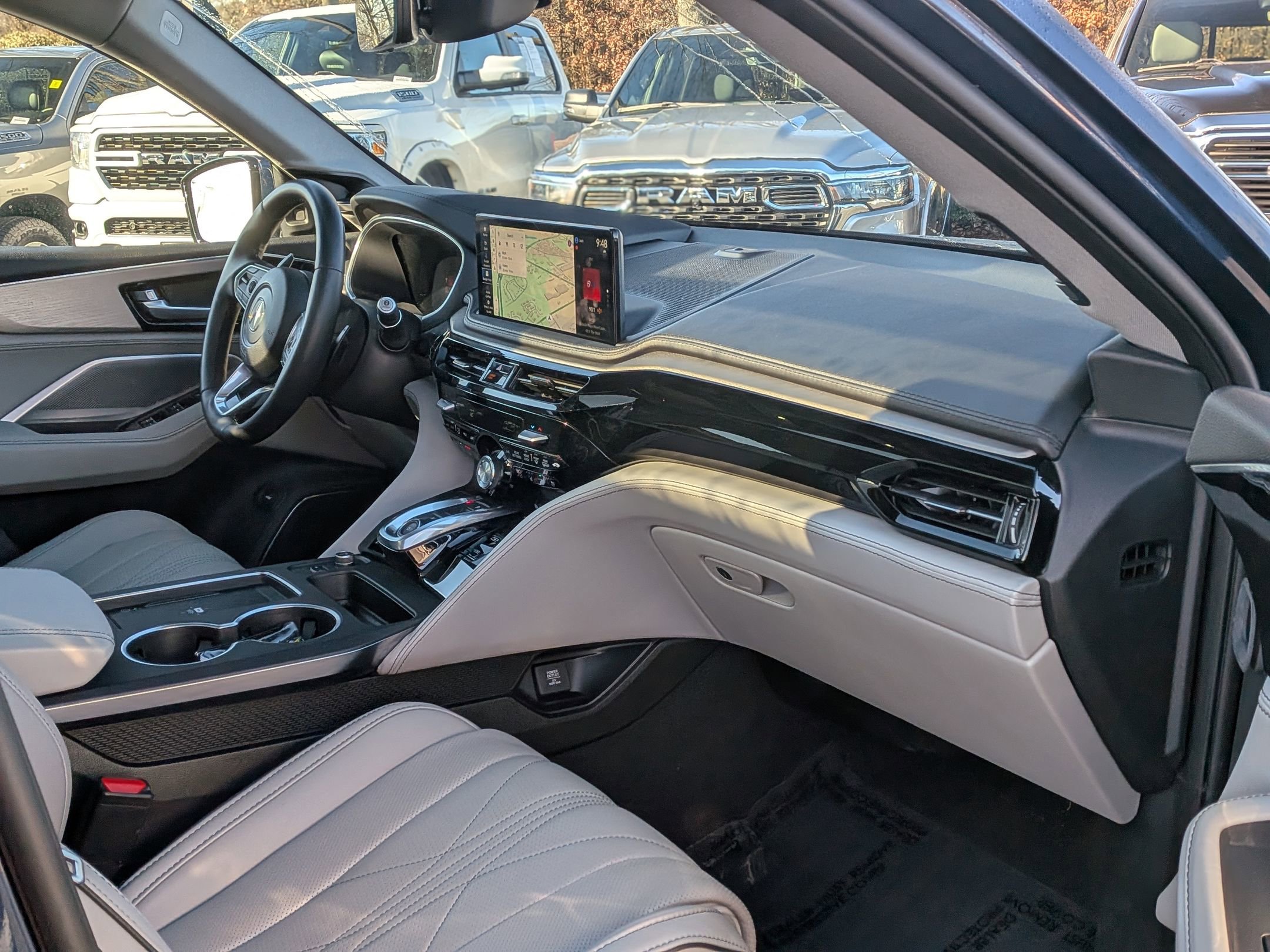 Used 2025 Acura MDX SH-AWD w/ Advance Package image 22