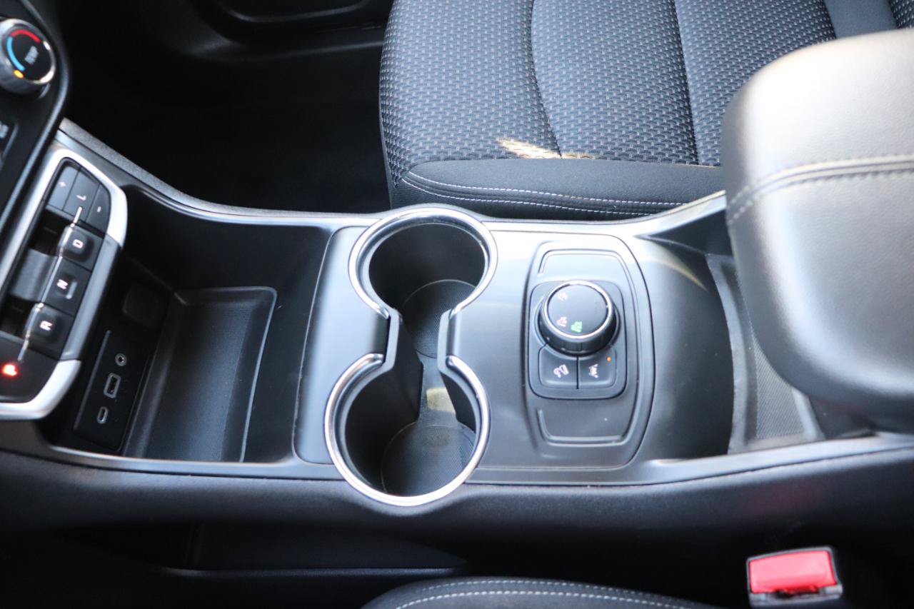 Used 2024 GMC Terrain SLE AWD/4WD image 37