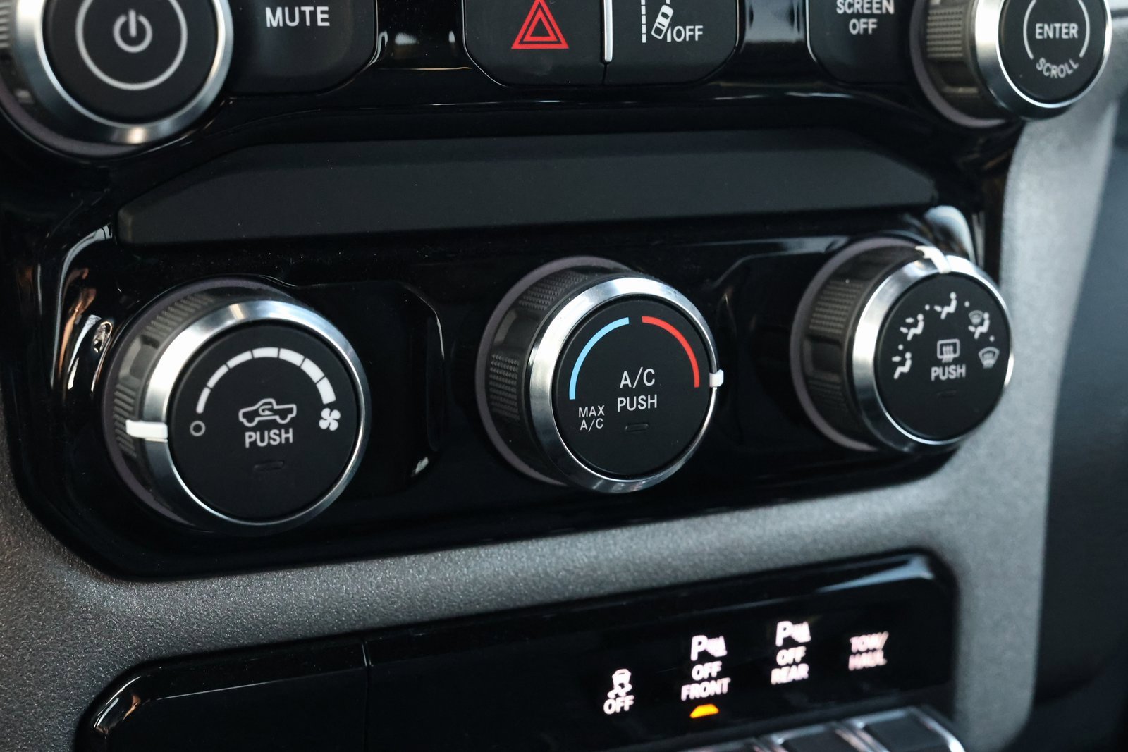 Used 2025 RAM 1500 Tradesman image 22