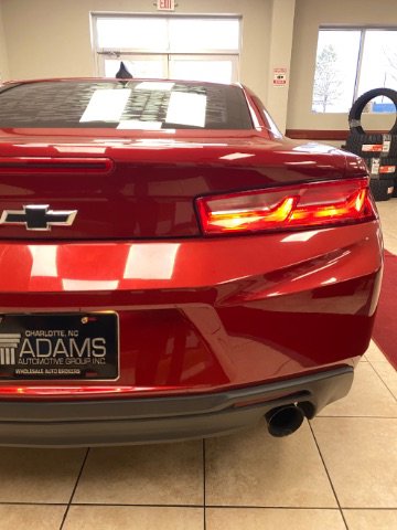 Used 2017 Chevrolet Camaro LT RWD image 11
