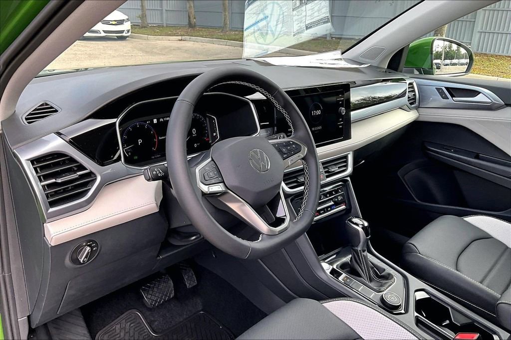 New 2026 Volkswagen Taos SEL AWD/4WD image 14