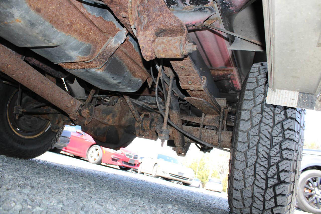 Used 1995 Ford F150 XLT image 23