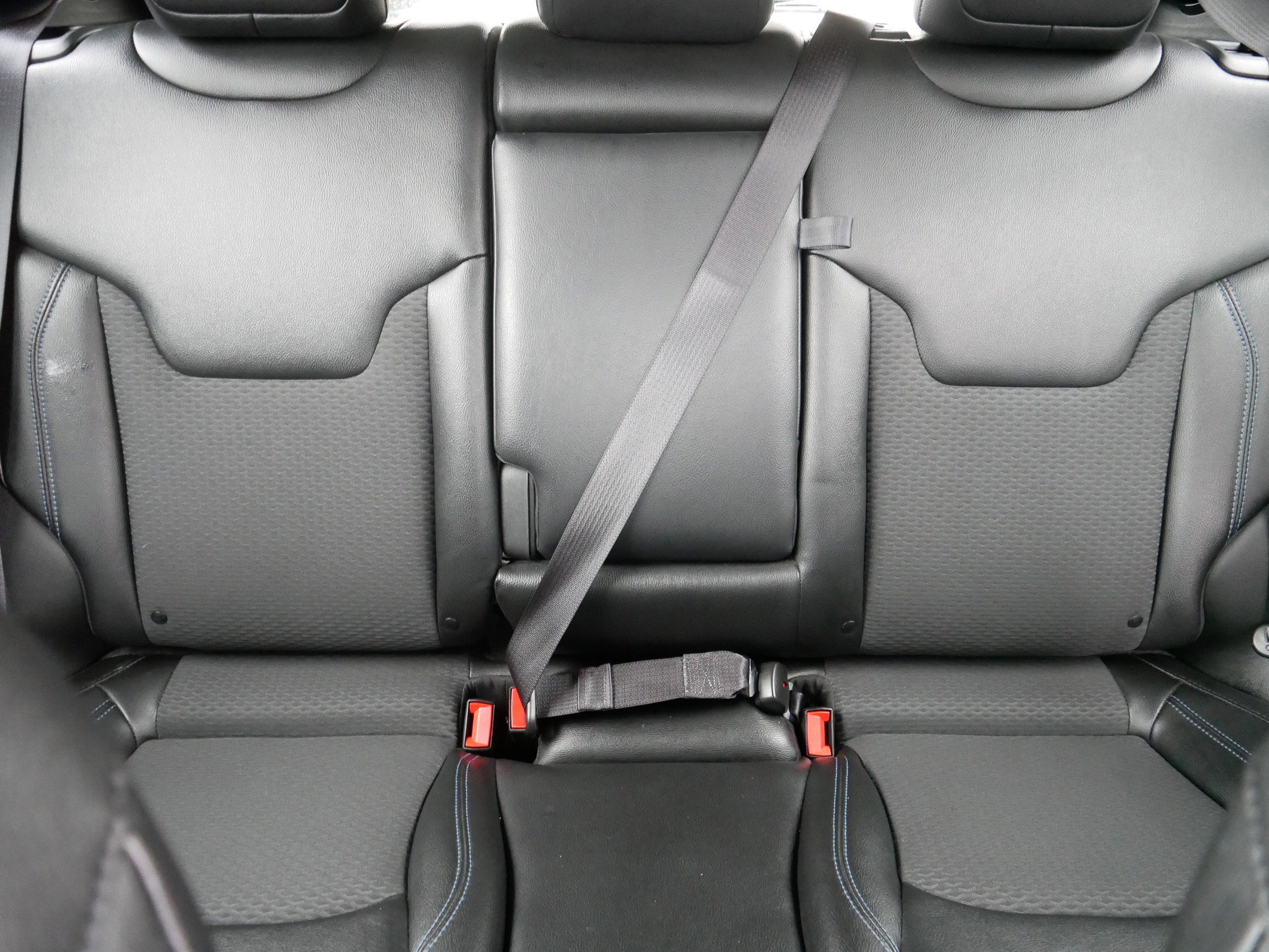 Certified 2024 Jeep Compass Latitude image 13