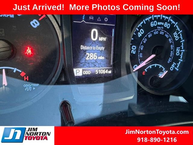 Used 2023 Toyota Tacoma TRD Off-Road w/ Technology Package AWD/4WD image 11