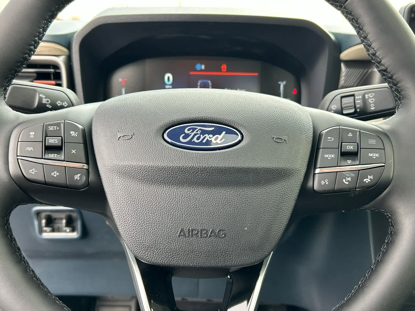 New 2025 Ford Maverick Lariat w/ 4K Tow Package image 40