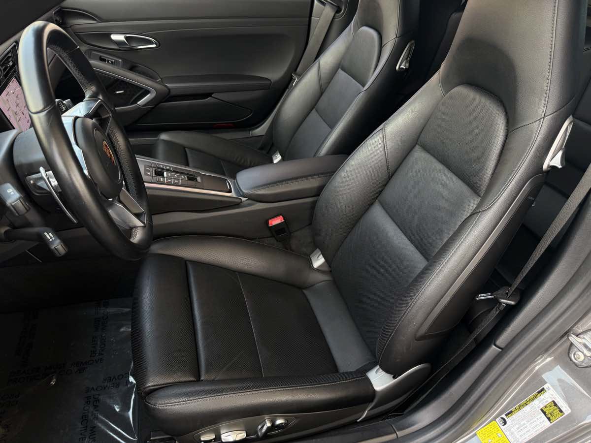 Used 2019 Porsche 911 Carrera RWD image 23