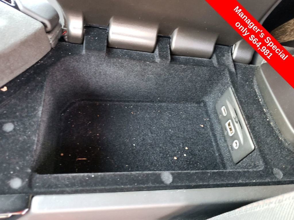 Used 2020 Chevrolet Corvette Stingray Premium Cpe w/ 3LT Preferred Equipment Group image 26