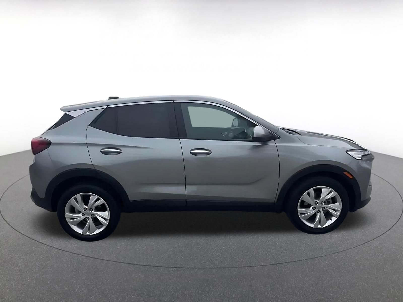 Used 2025 Buick Encore GX Preferred image 16