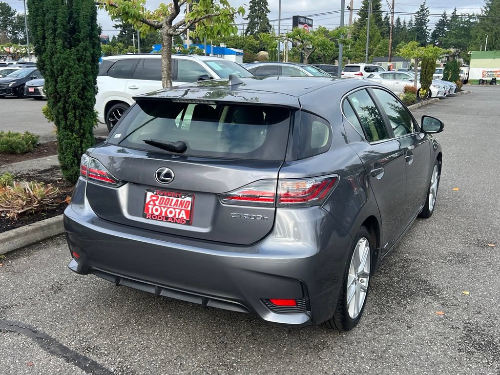 Used 2015 Lexus CT 200h w/ Seat Comfort Package FWD image 7