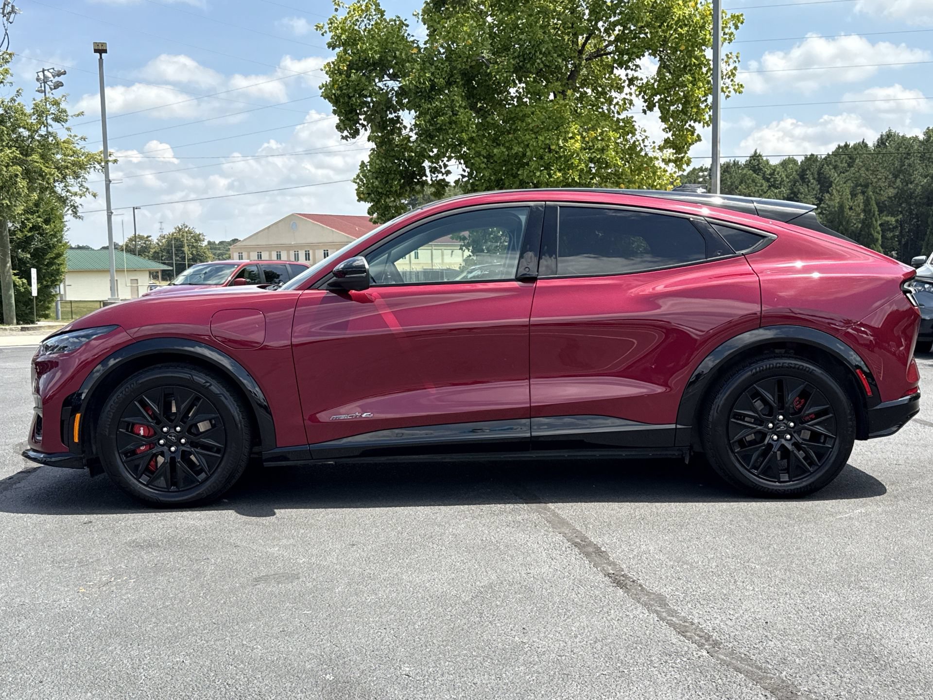 Used 2025 Ford Mustang Mach-E Premium w/ Sport Appearance Package AWD/4WD image 23