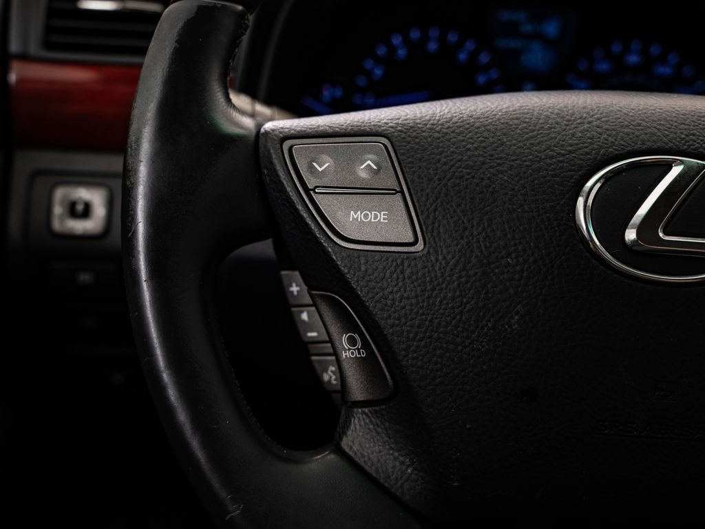 Used 2009 Lexus LS 460 L RWD image 27