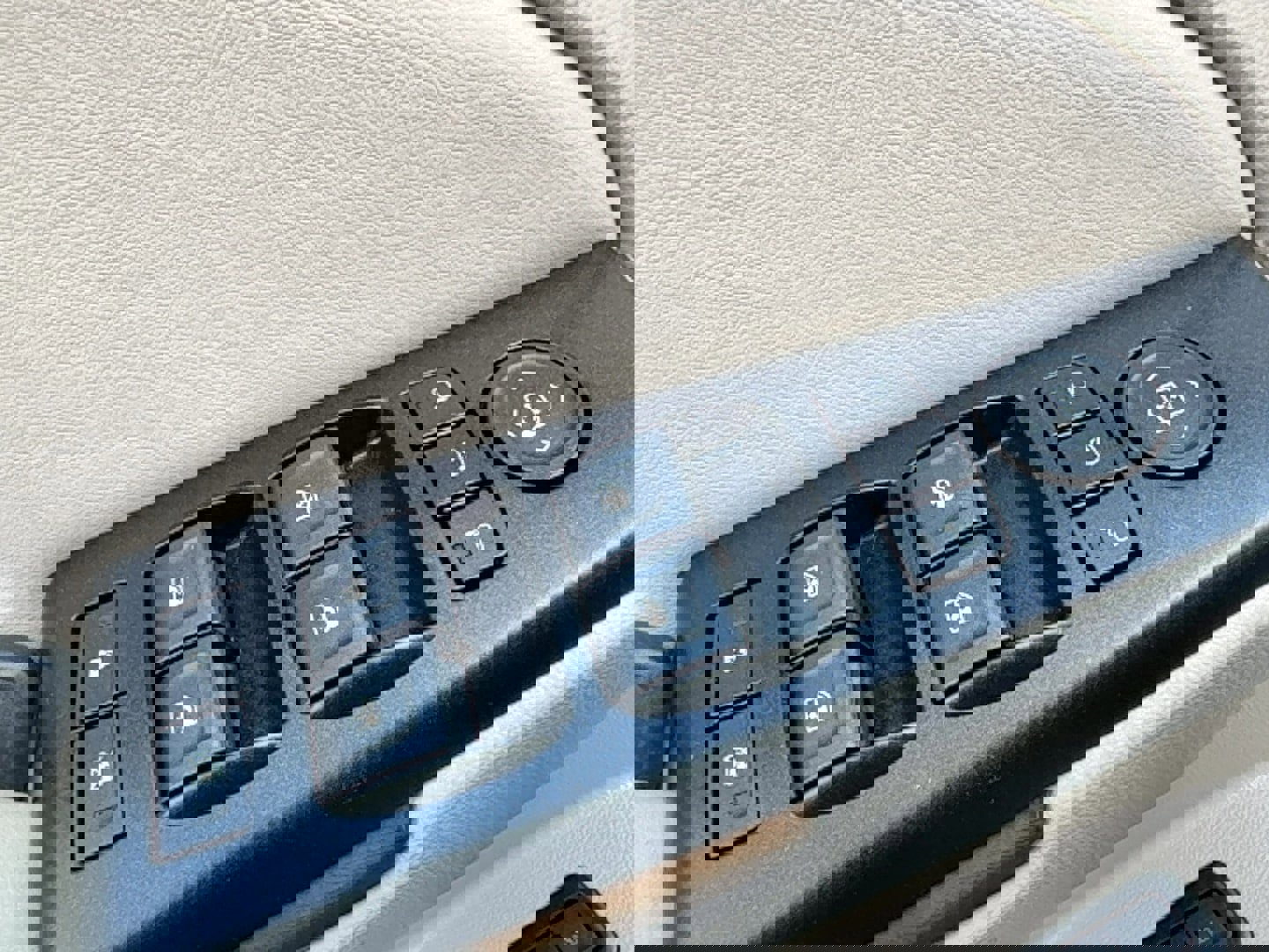 Used 2019 GMC Yukon XL Denali w/ Denali Ultimate Package image 26