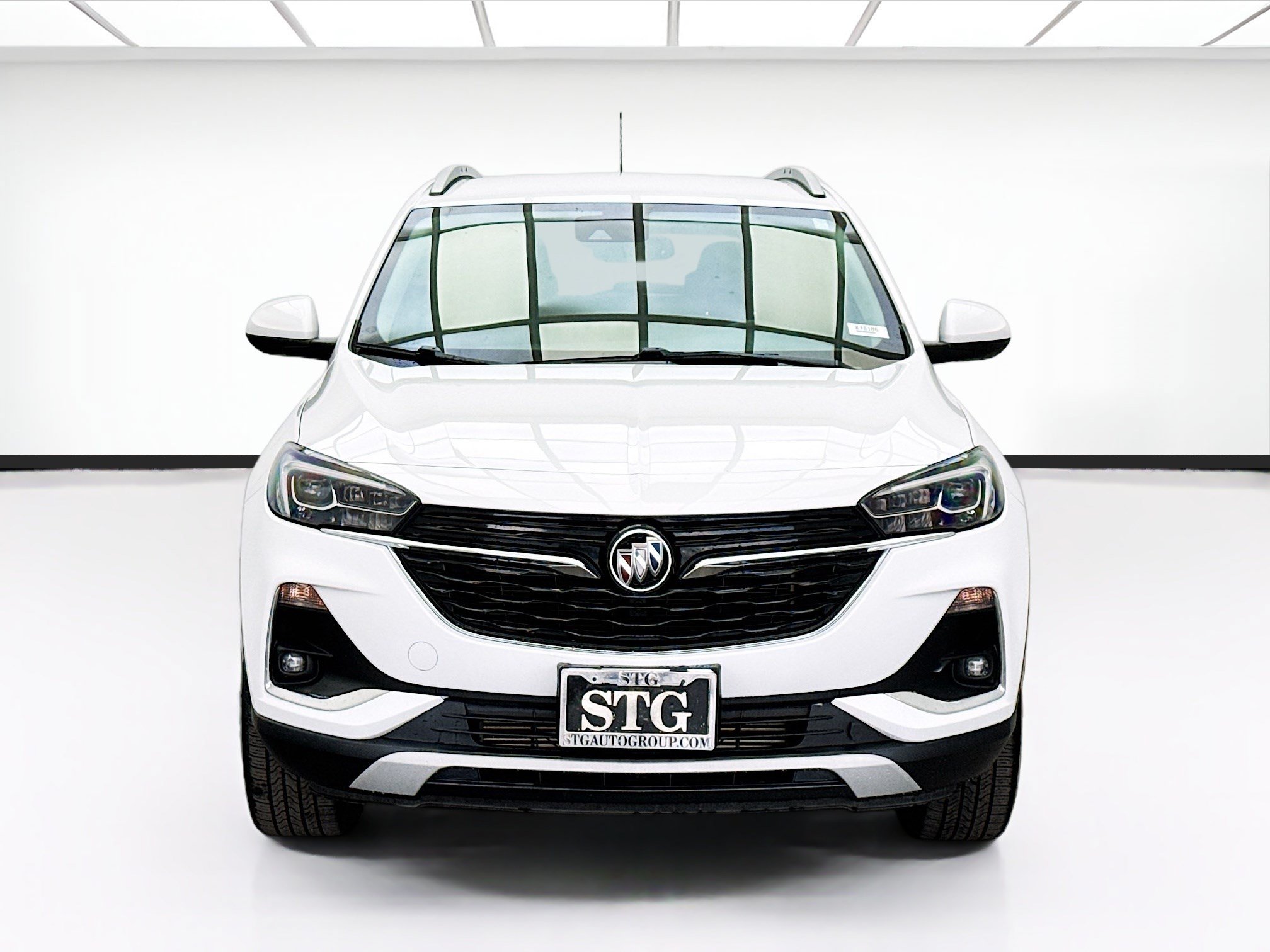 Used 2021 Buick Encore GX Essence AWD/4WD image 2