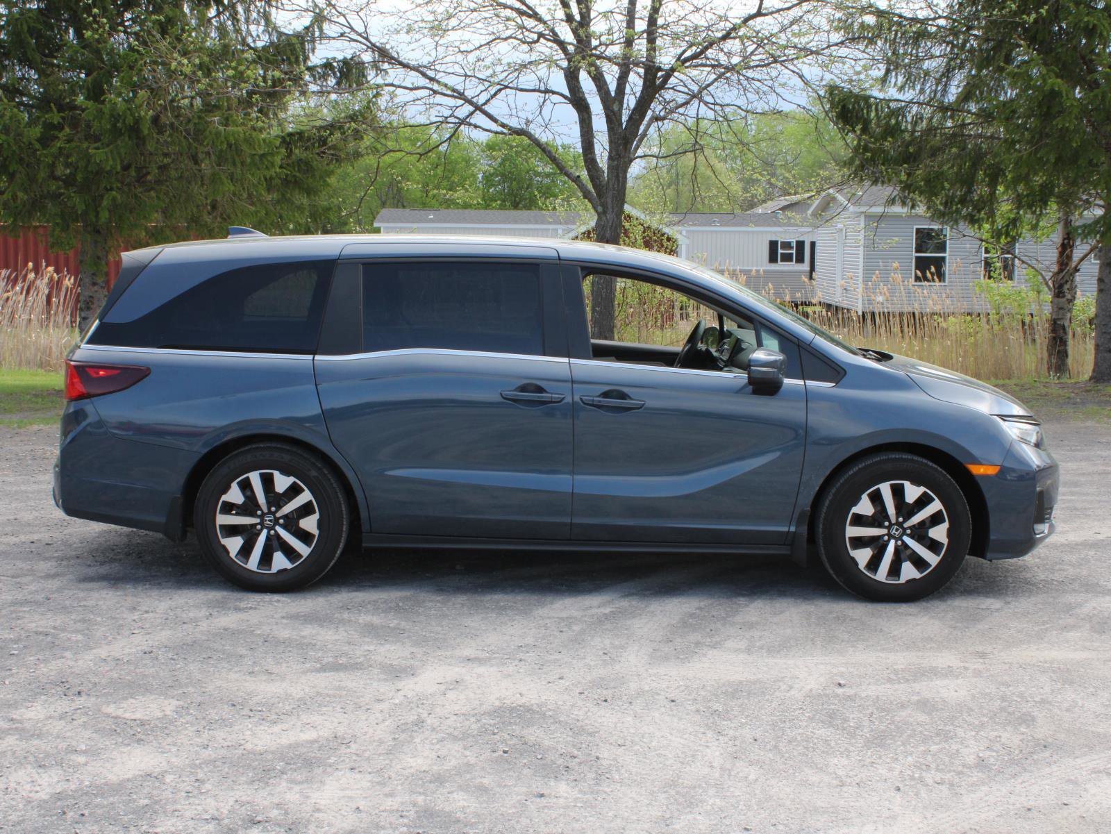 Certified 2026 Honda Odyssey EX-L image 4
