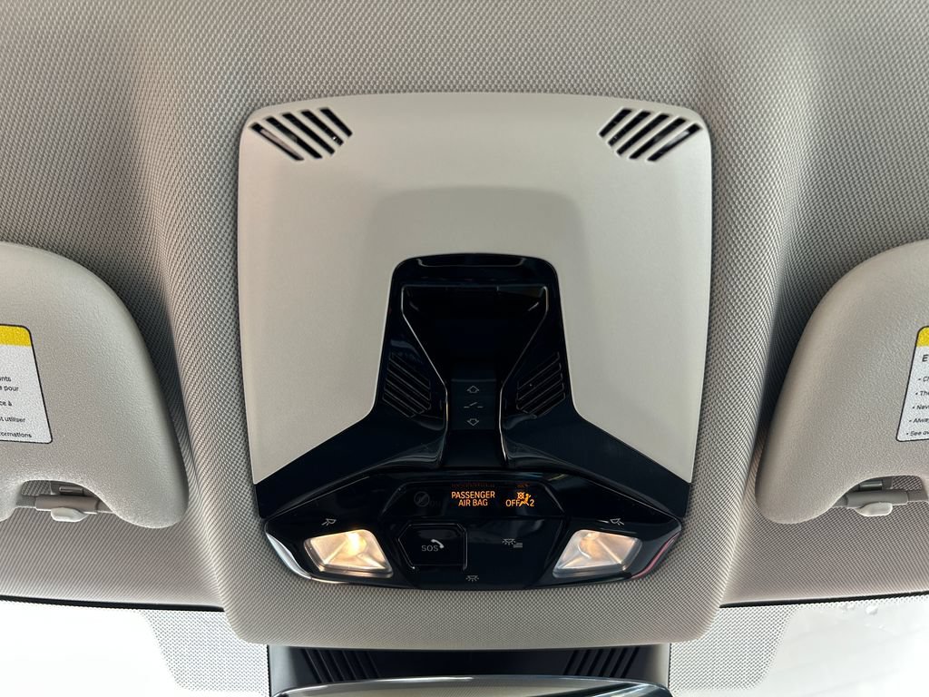 Used 2025 MINI Cooper 2-Door Hardtop FWD image 20