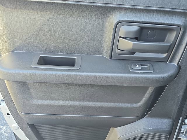 Used 2017 RAM 1500 Express image 9