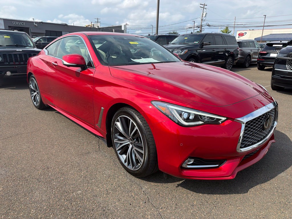 Used 2022 INFINITI Q60 3.0t Luxe w/ Essential Package AWD/4WD image 8