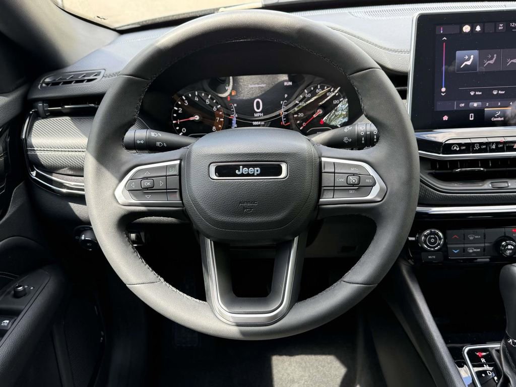 Used 2023 Jeep Compass Altitude image 18