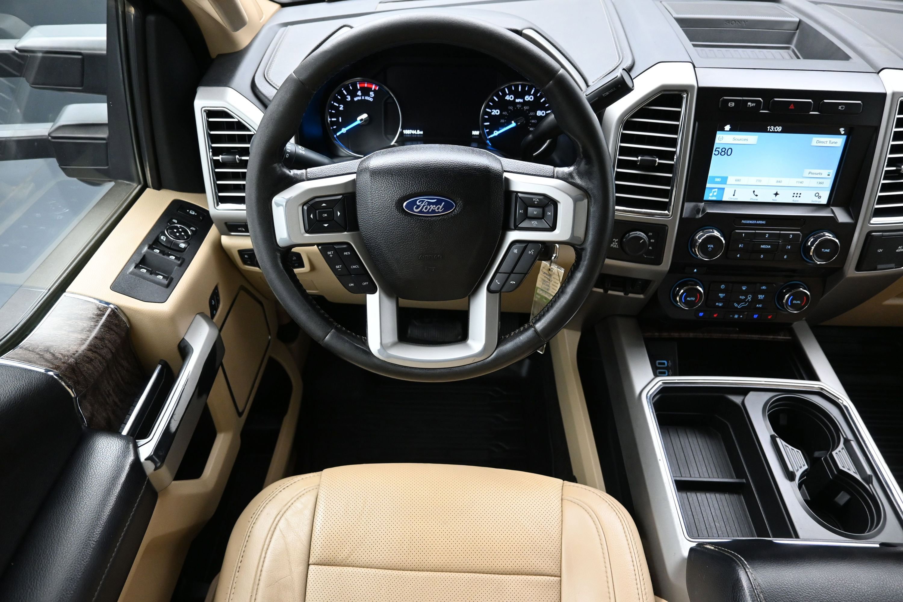 Used 2017 Ford F250 Lariat AWD/4WD image 26